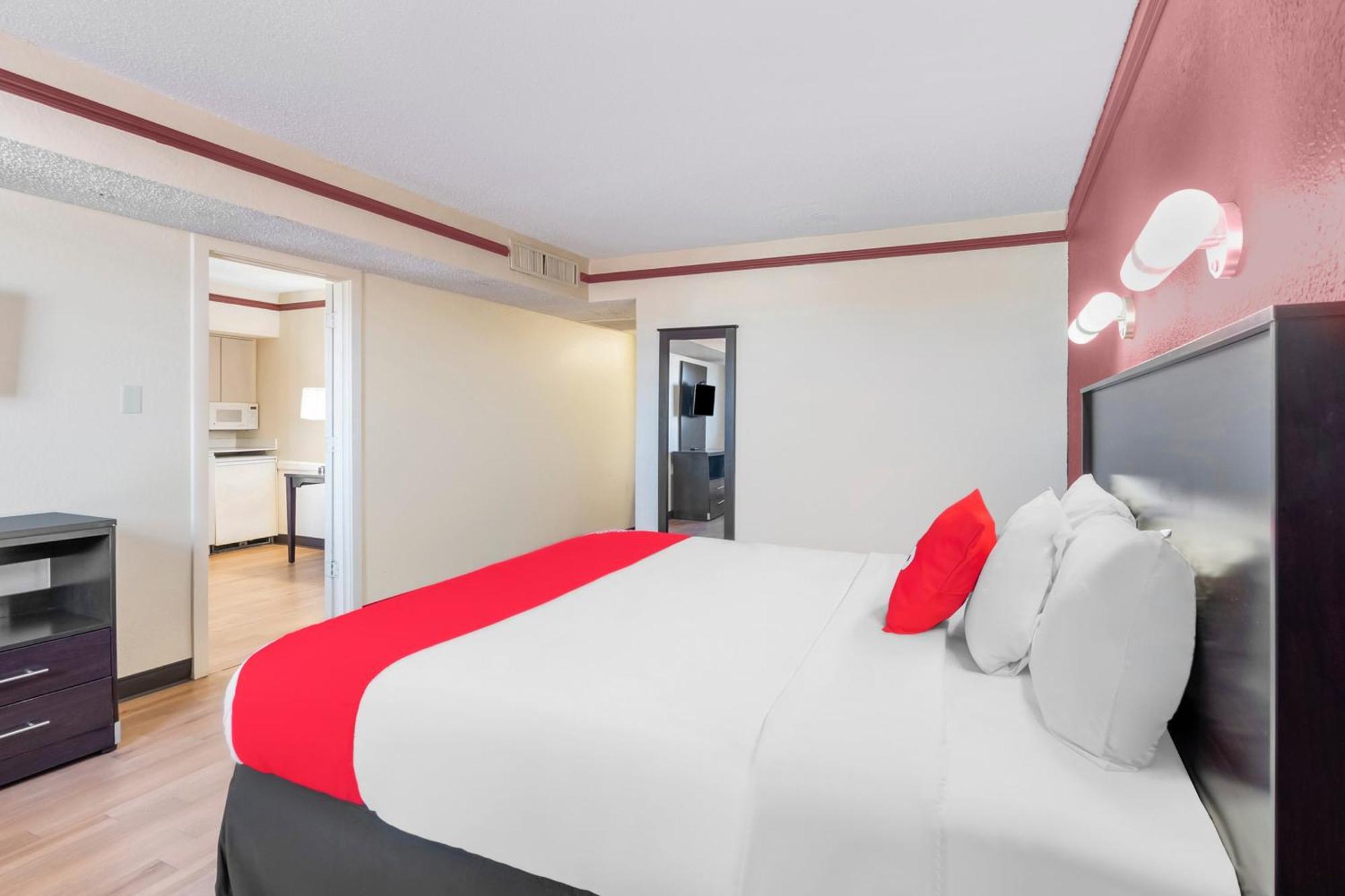 Oyo Hotel Tulsa N Sheridan Rd & Airport 외부 사진
