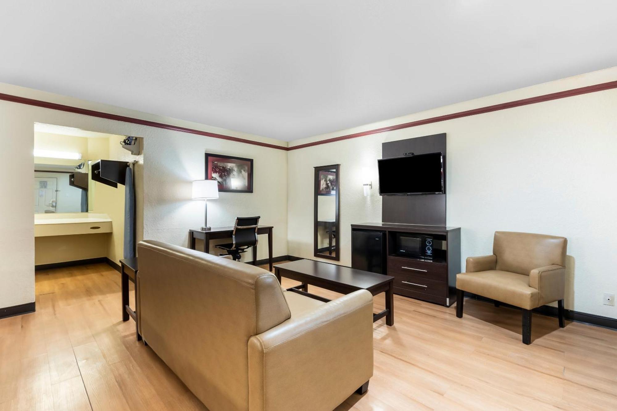 Oyo Hotel Tulsa N Sheridan Rd & Airport 외부 사진