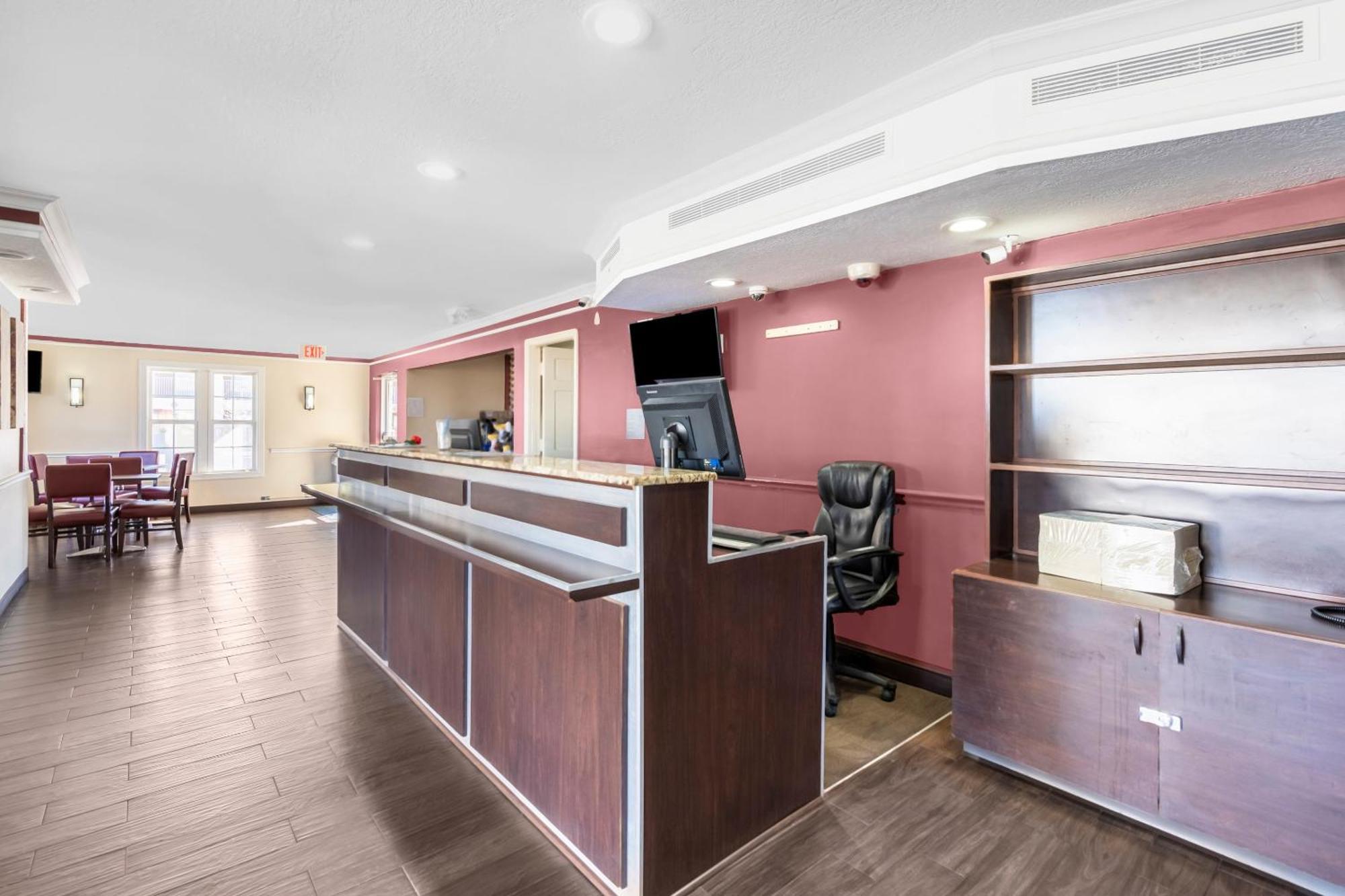 Oyo Hotel Tulsa N Sheridan Rd & Airport 외부 사진