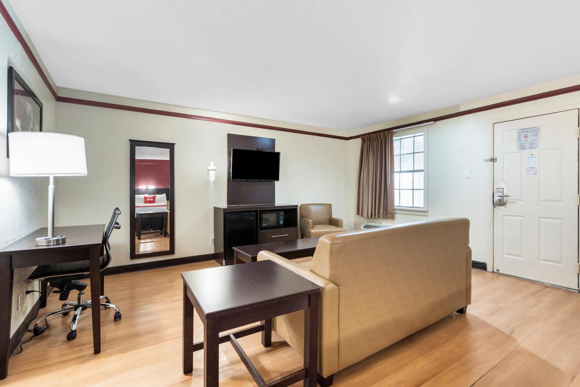 Oyo Hotel Tulsa N Sheridan Rd & Airport 외부 사진